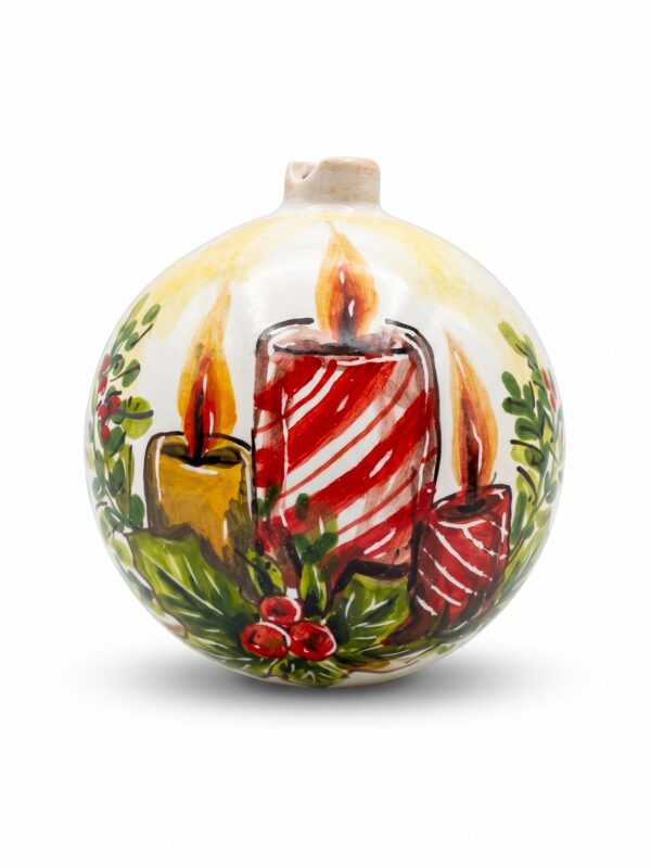 Palla di Natale in ceramica con candele