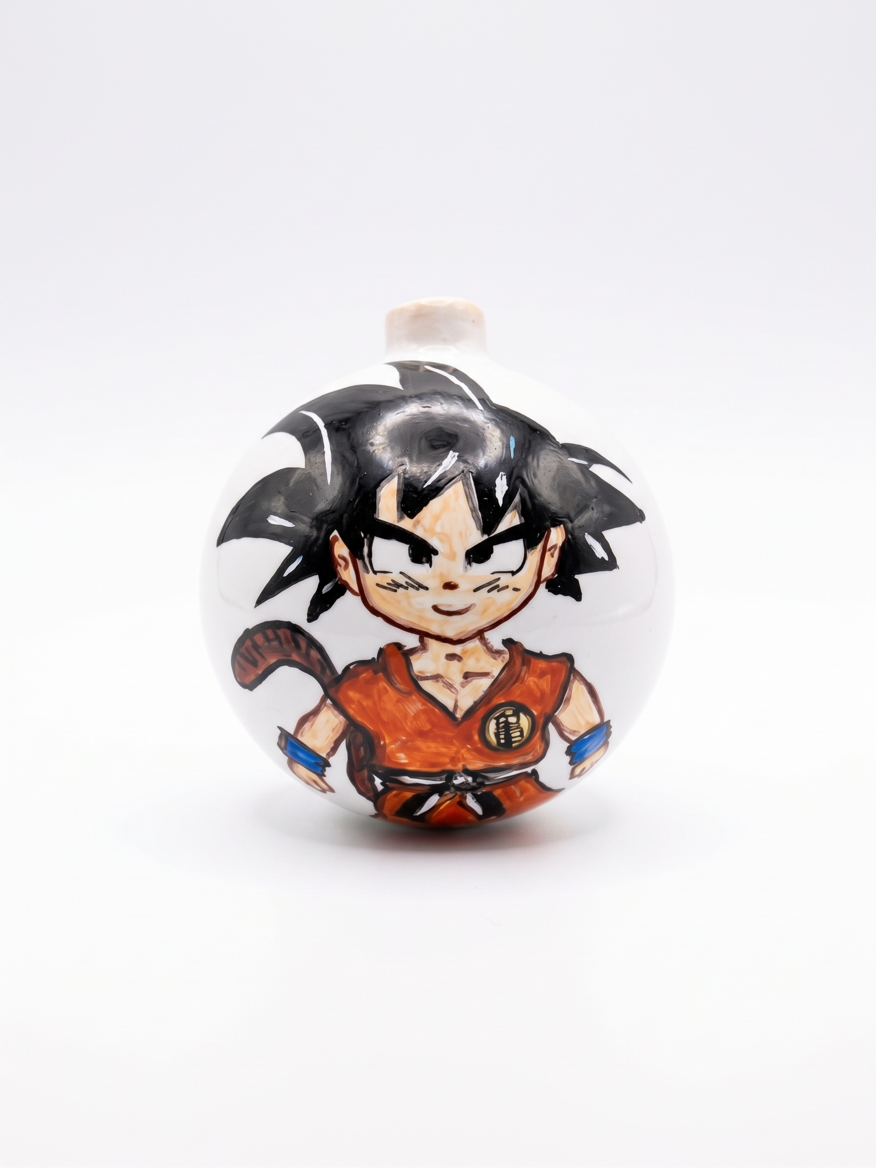 Pallina in Ceramica Eroe Manga dai Capelli a Punta
