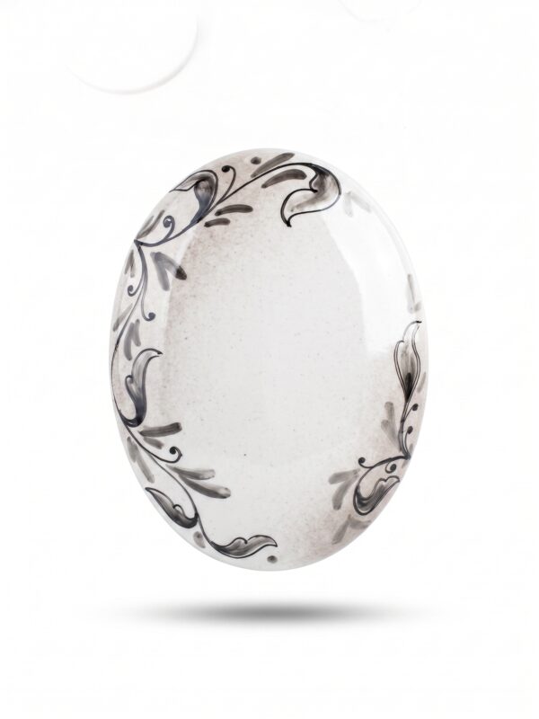 Targa ovale decorativa in ceramica dipinta a mano