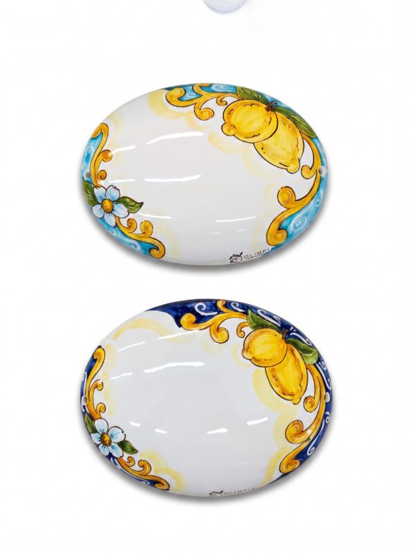Targa ovale in ceramica con limoni decorata a mano