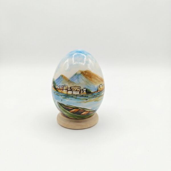 Uovo in ceramica dipinto a mano con paesaggio marino