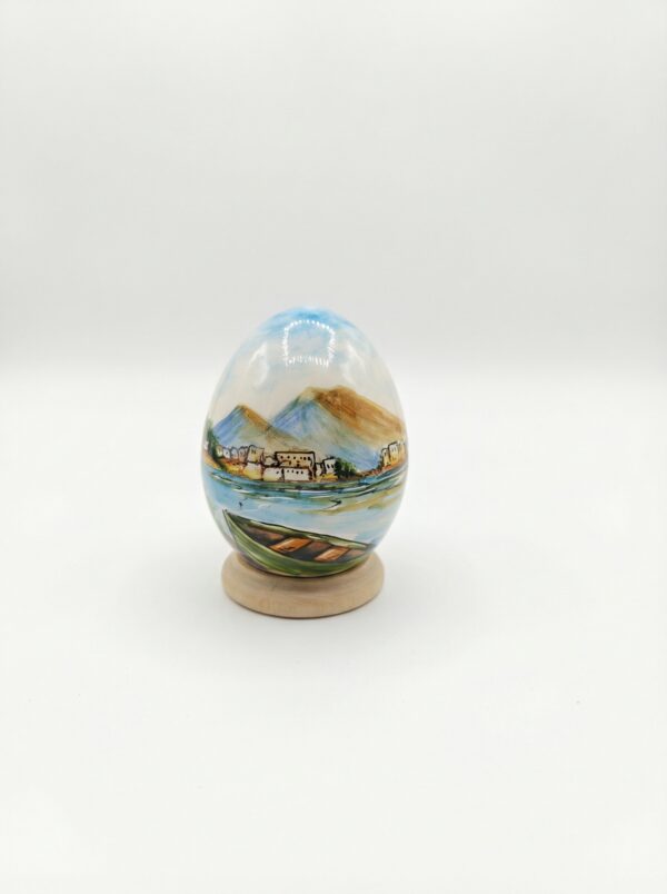 Uovo in ceramica dipinto a mano con paesaggio marino